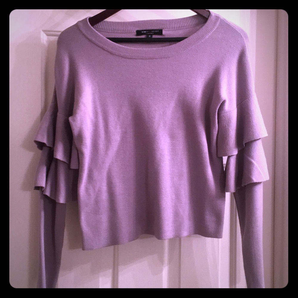 Cropped sweater